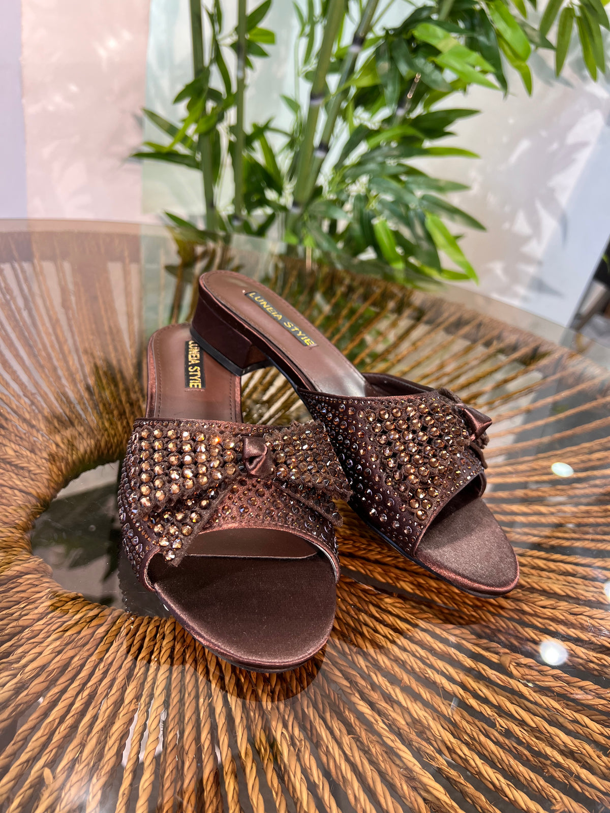 LUXURIOUS STONE HEELS