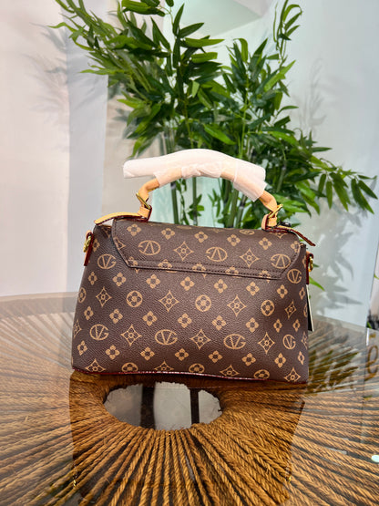 TWO-TONED ELEGANCE BAG