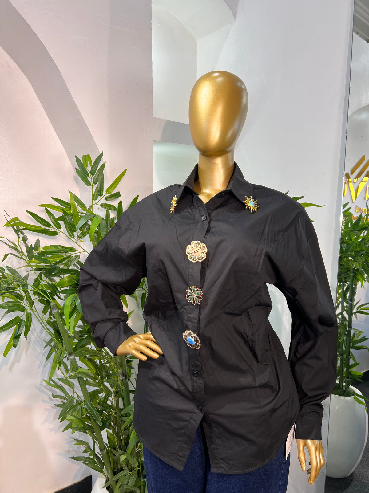 DELUXE BROOCH SHIRT
