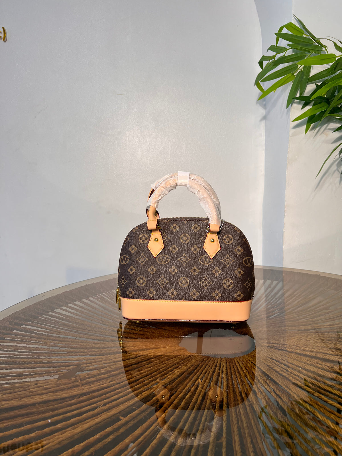 VALENTINO CHIC BAG