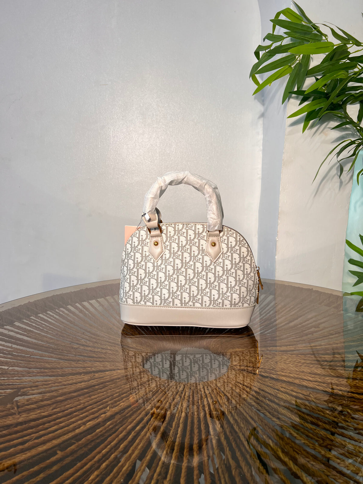 VALENTINO CHIC BAG