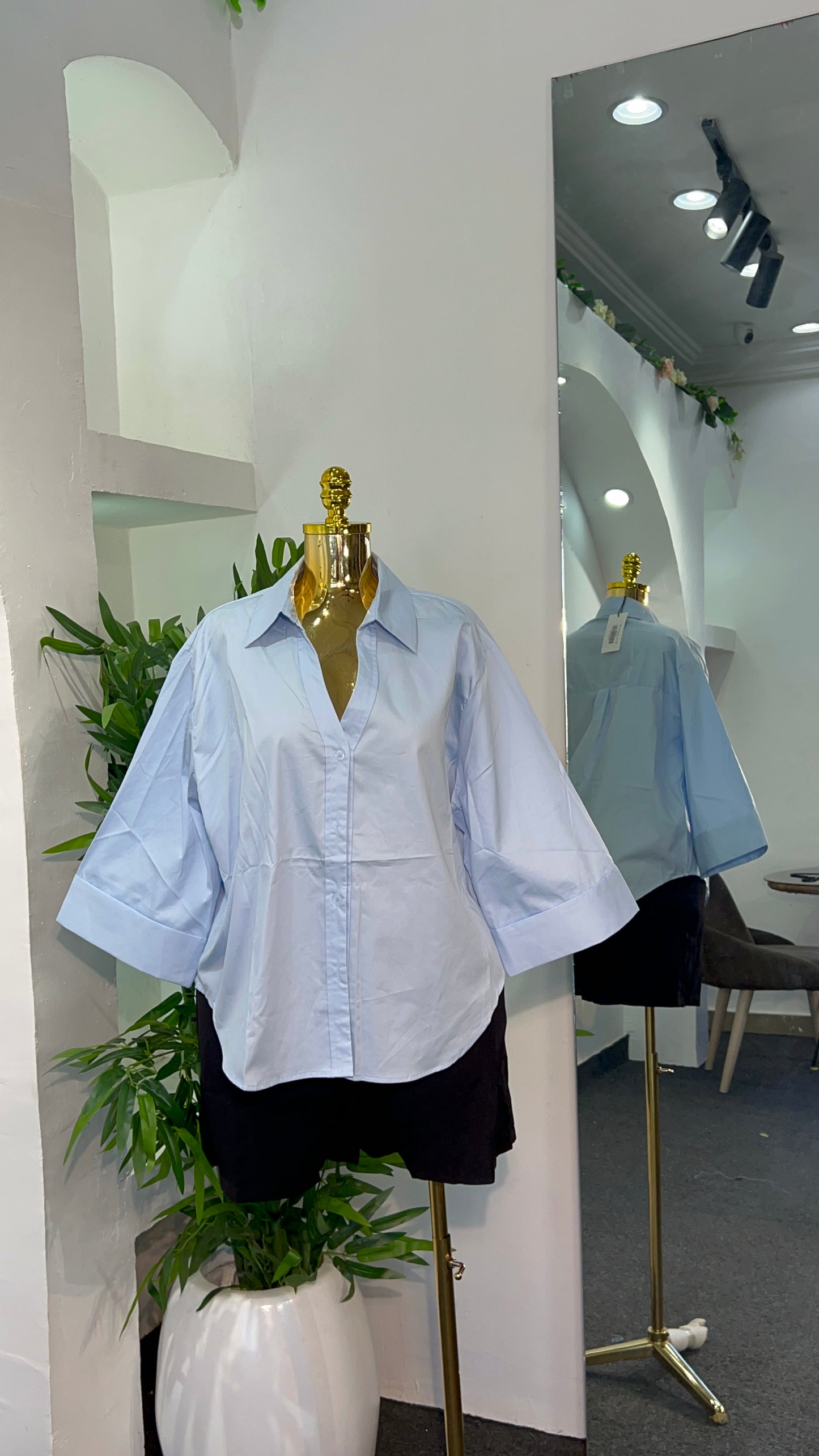 Zain Peep Shirt 221