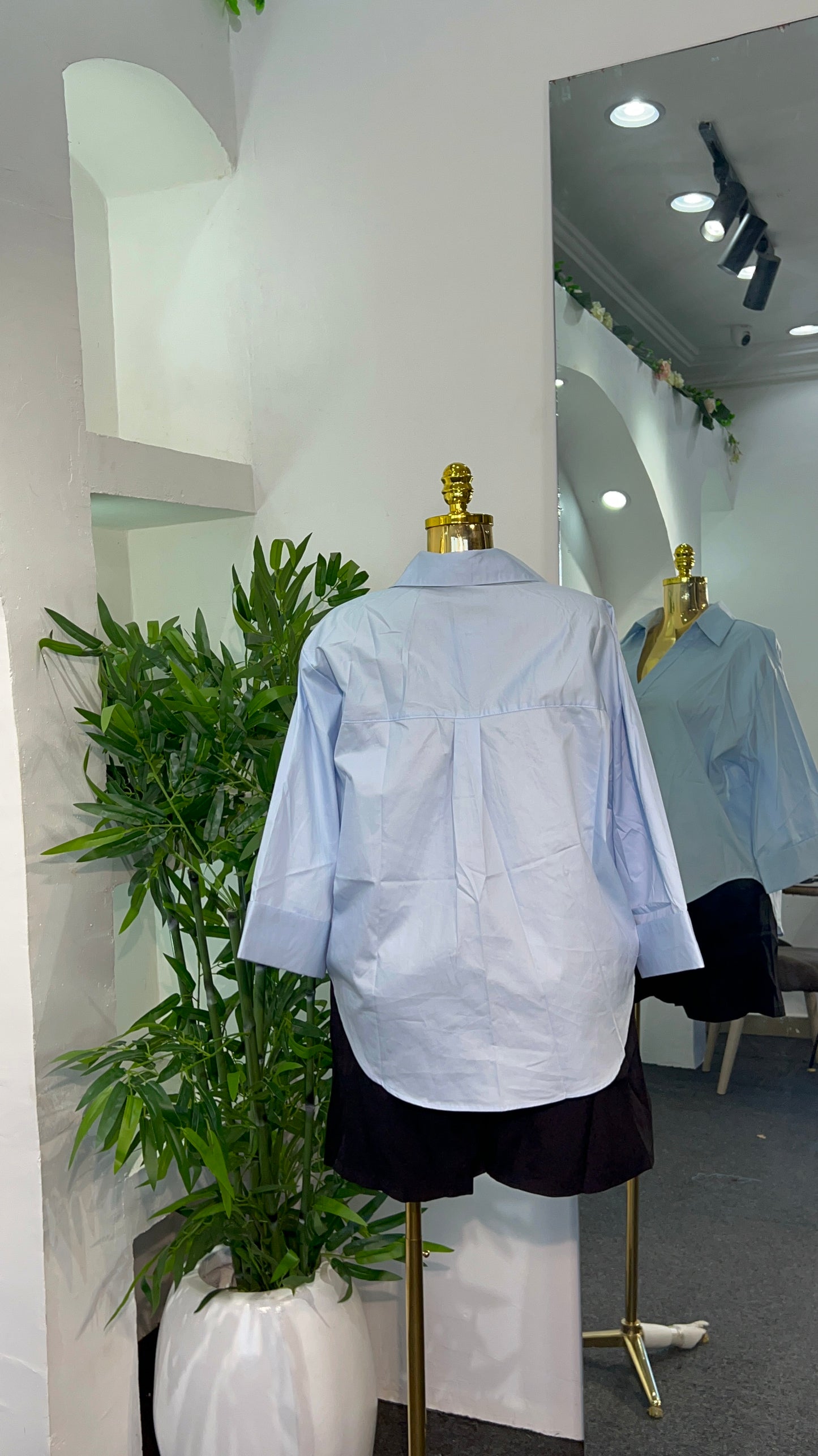 Zain Peep Shirt 221