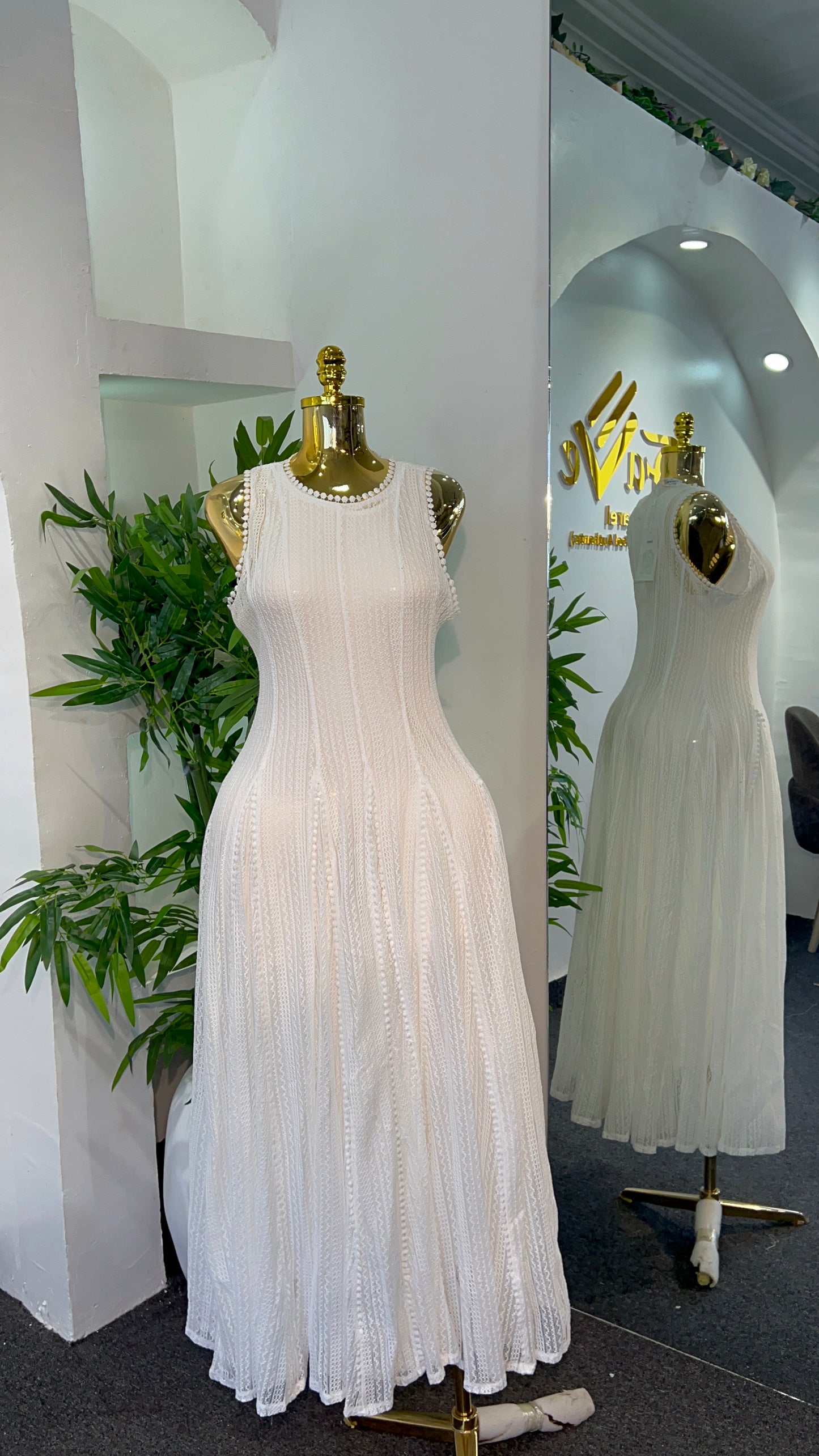 Elegant Lace Long Dress