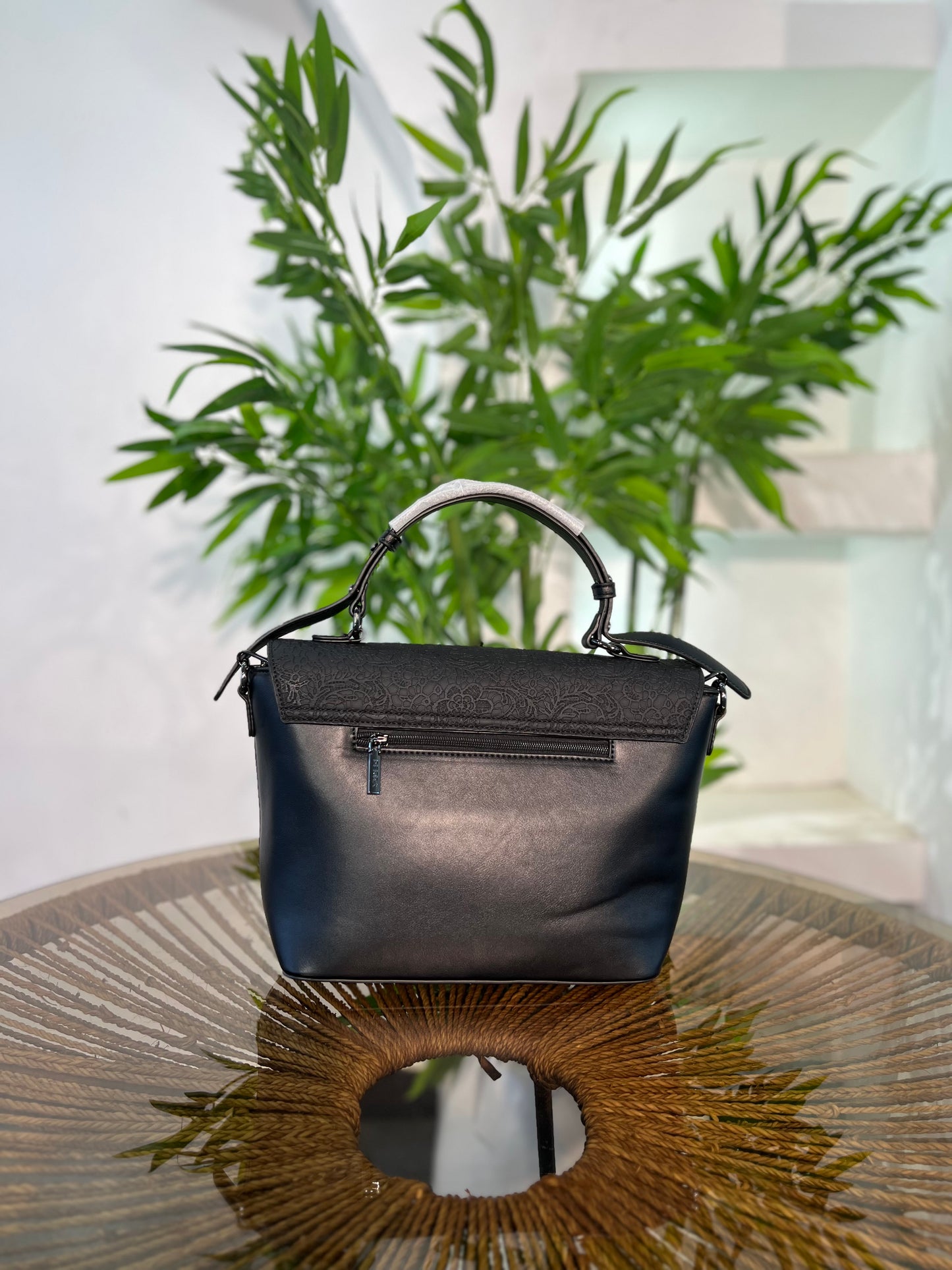 PEDRA EMBROIDED BAG