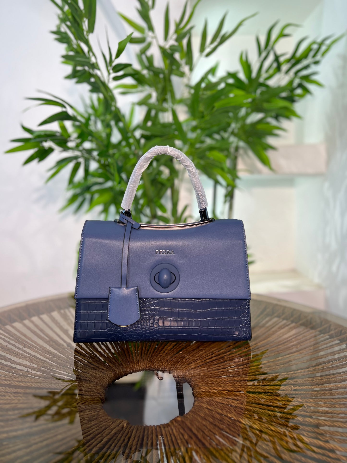PEDRA AURA BAG