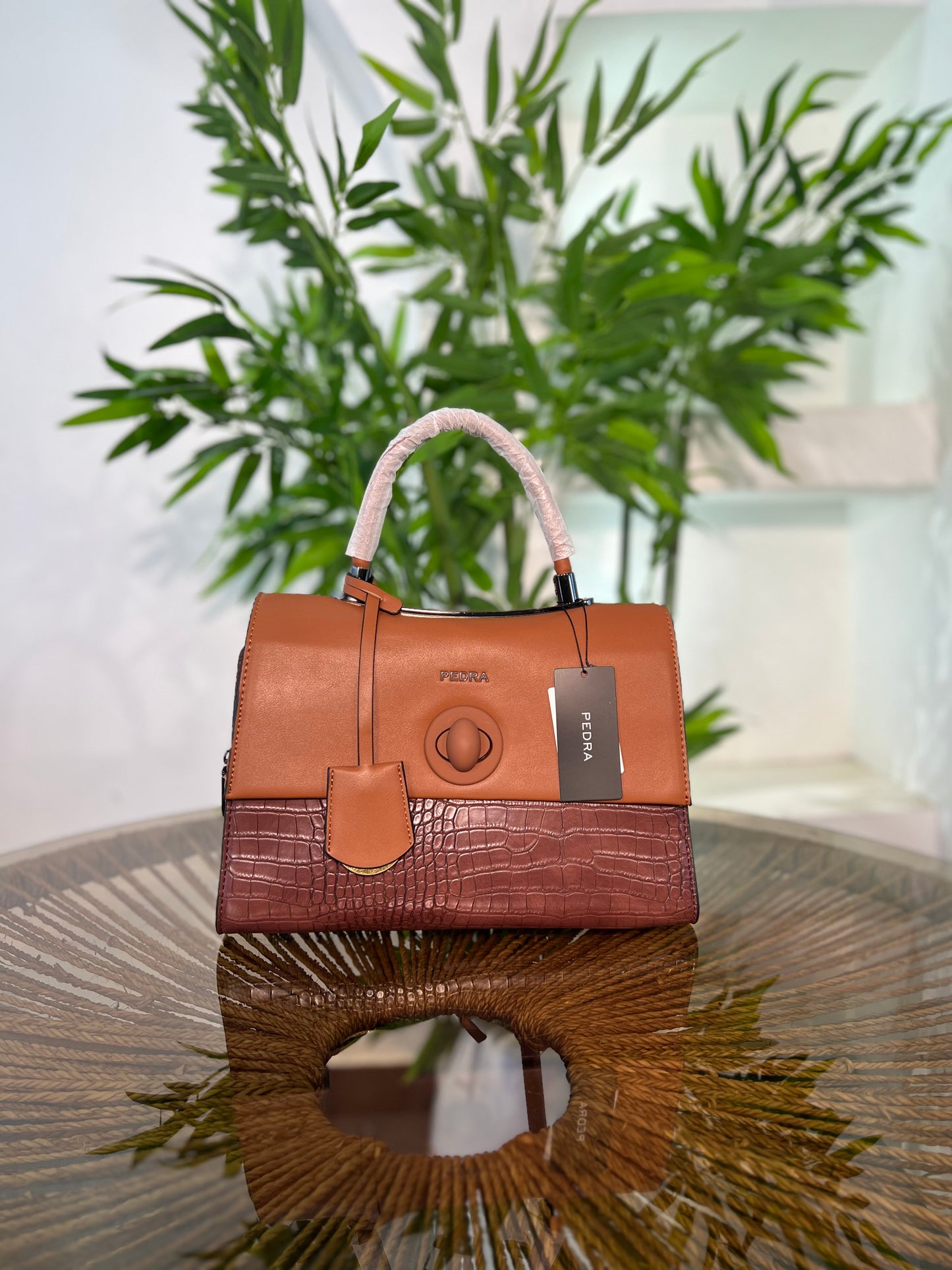 PEDRA AURA BAG