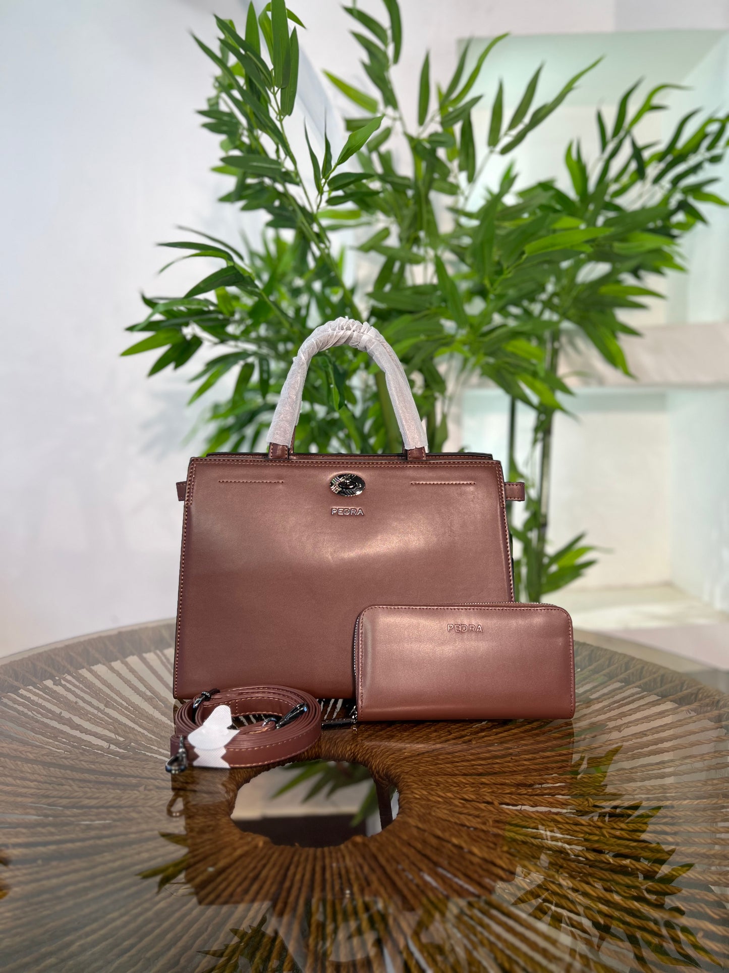 CLASSY PEDRA BAG