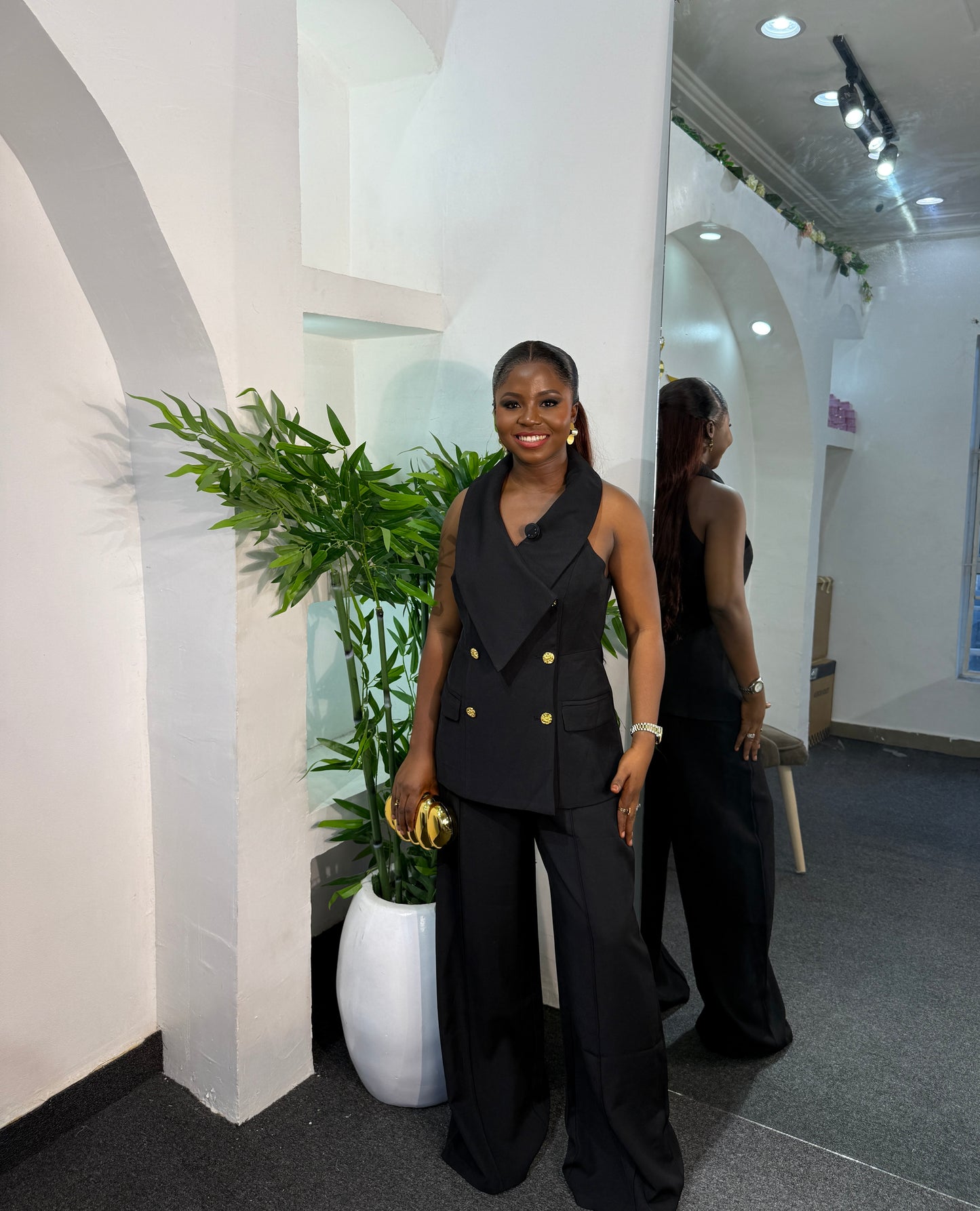 DC SLEEVELESS MONARCH 2PC SET