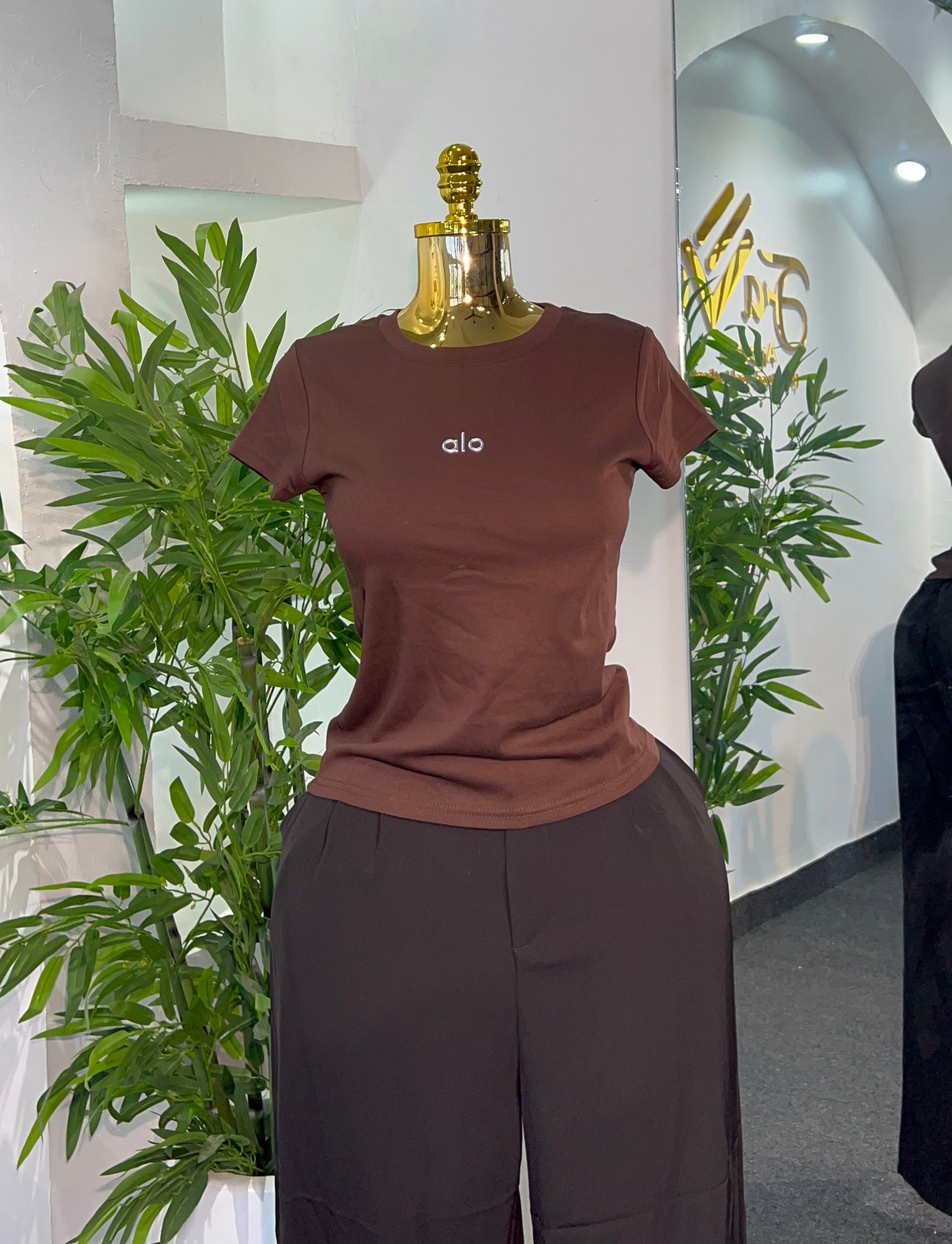ALO CROP TOP