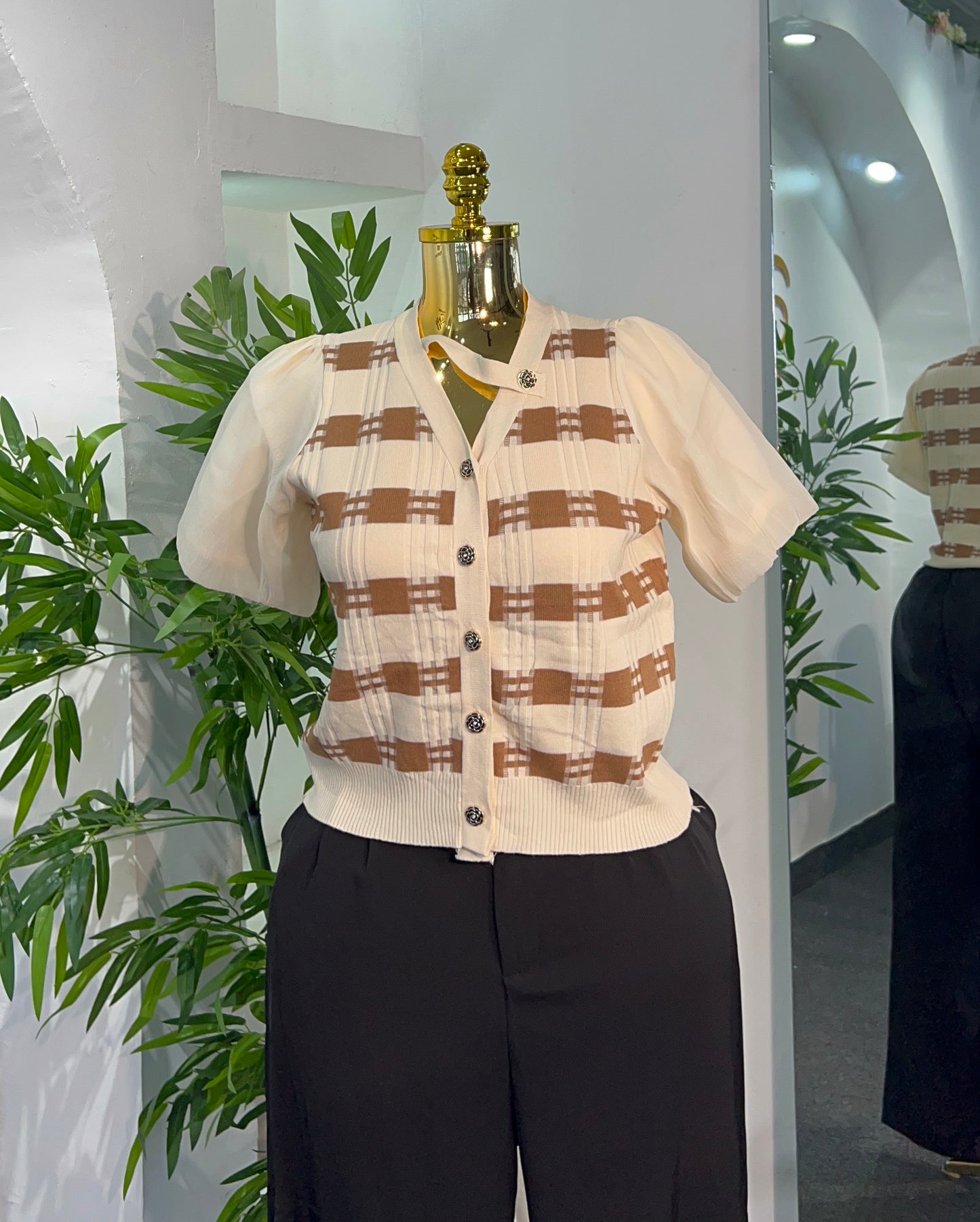 PUFFY SLEEVE TOP