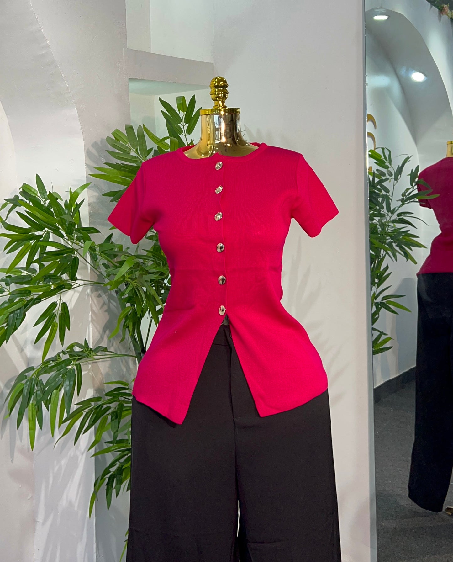 CLASSIC HIGH BUTTON TOP