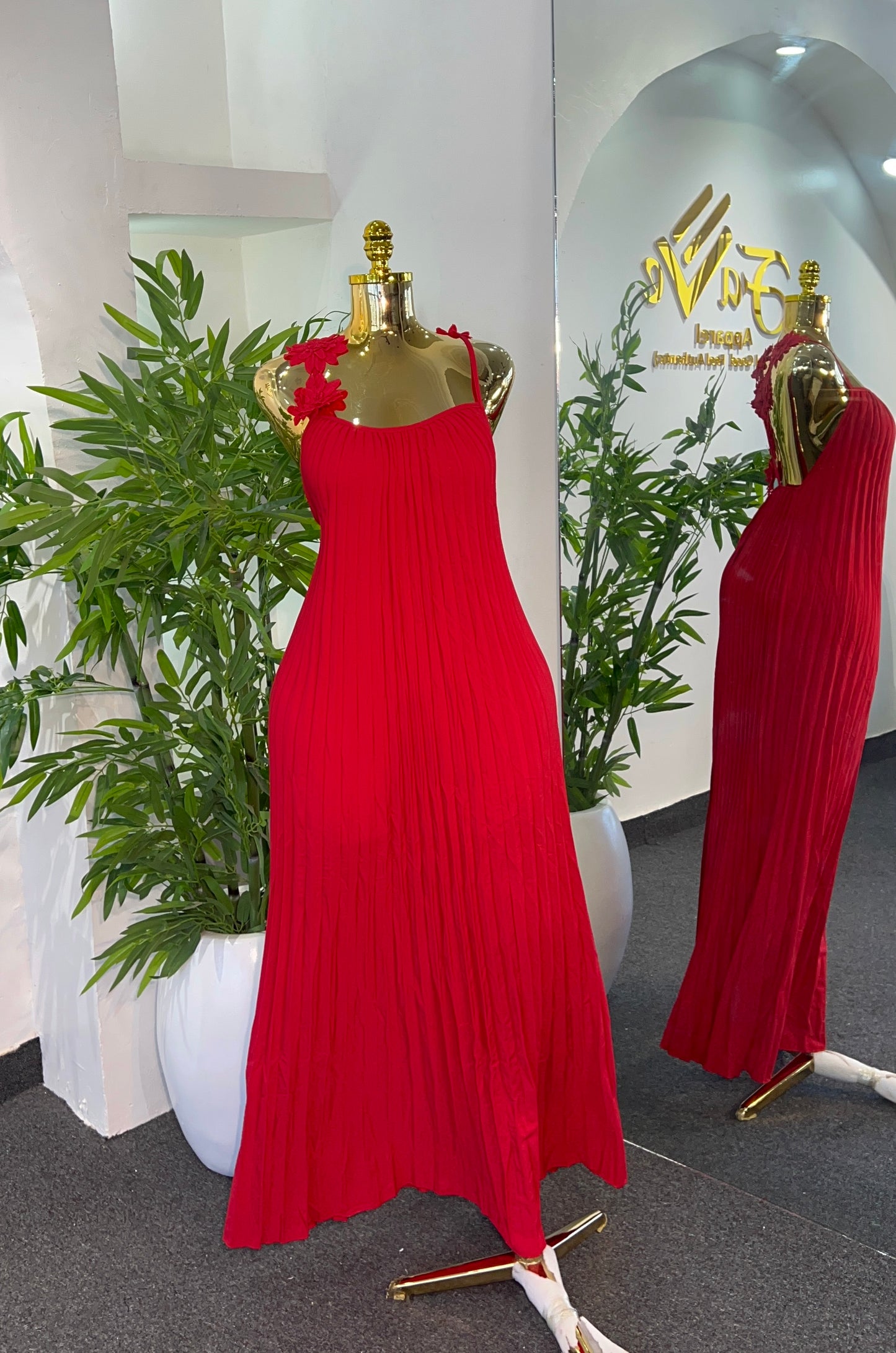 ELEGANT OPENBACK DRESS