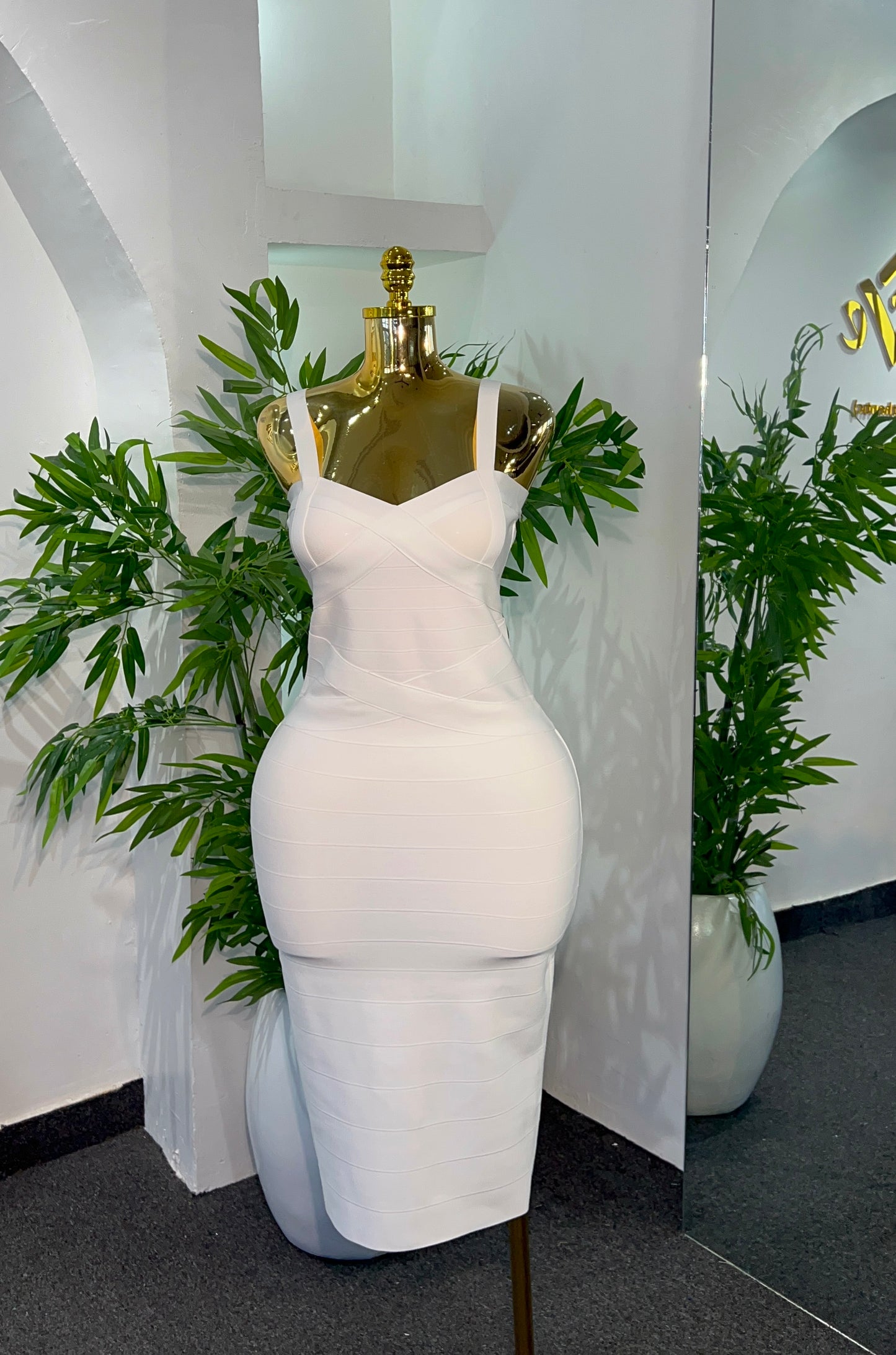 ELEGANT BANDAGE DRESS
