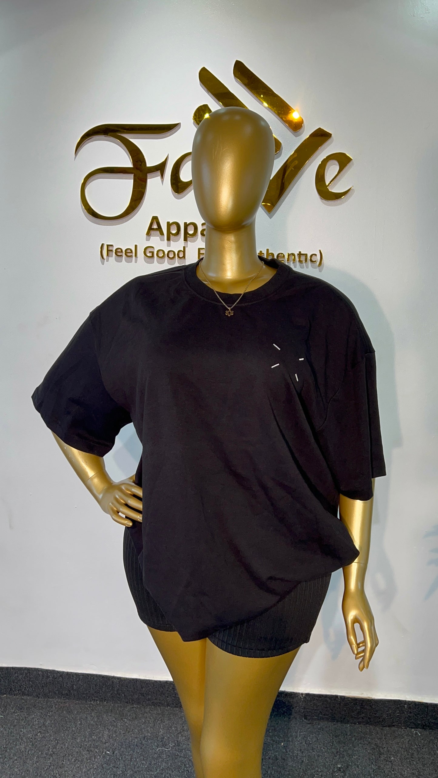 OVERSIZED LUXE T SHIRT