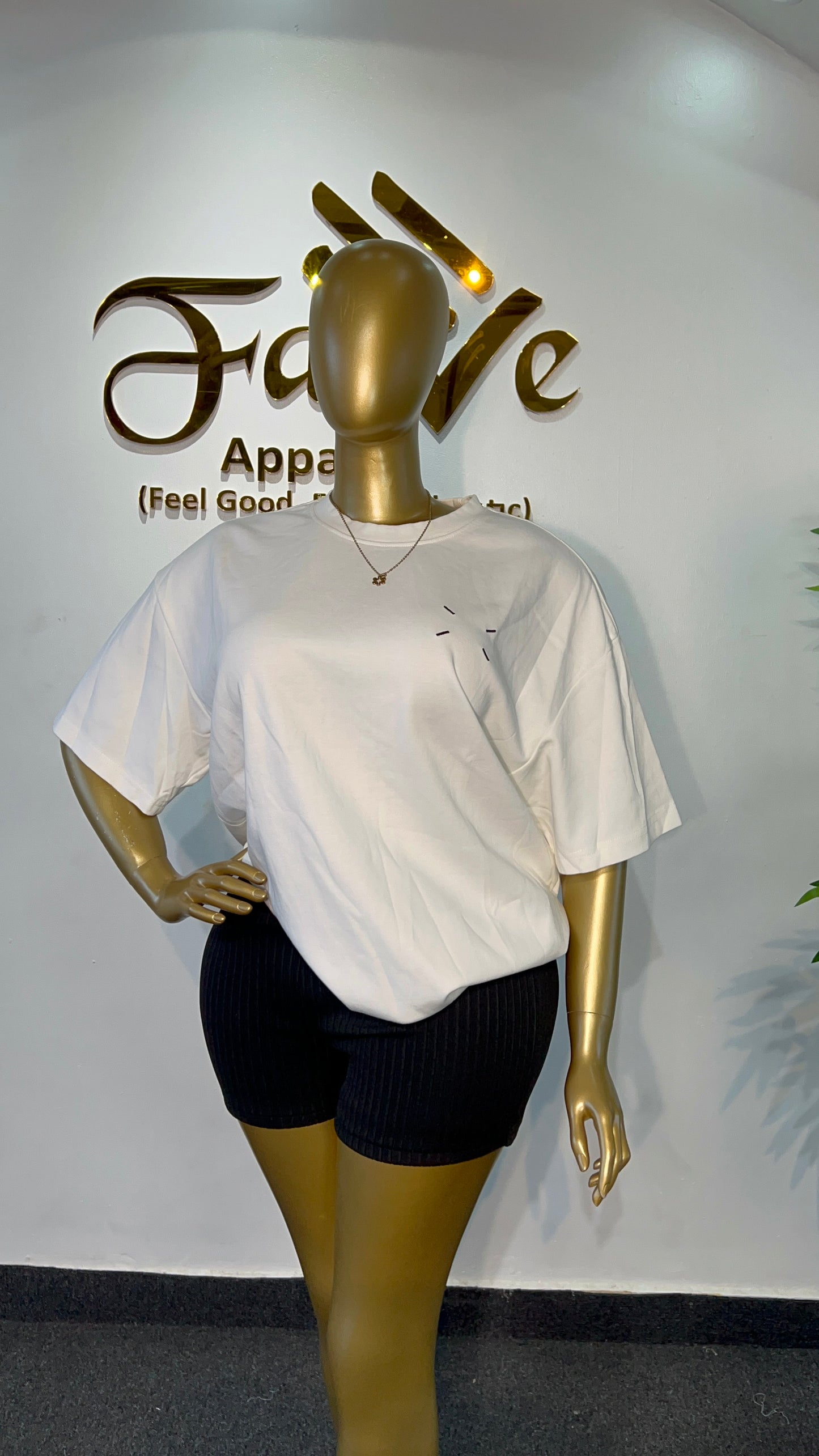 OVERSIZED LUXE T SHIRT