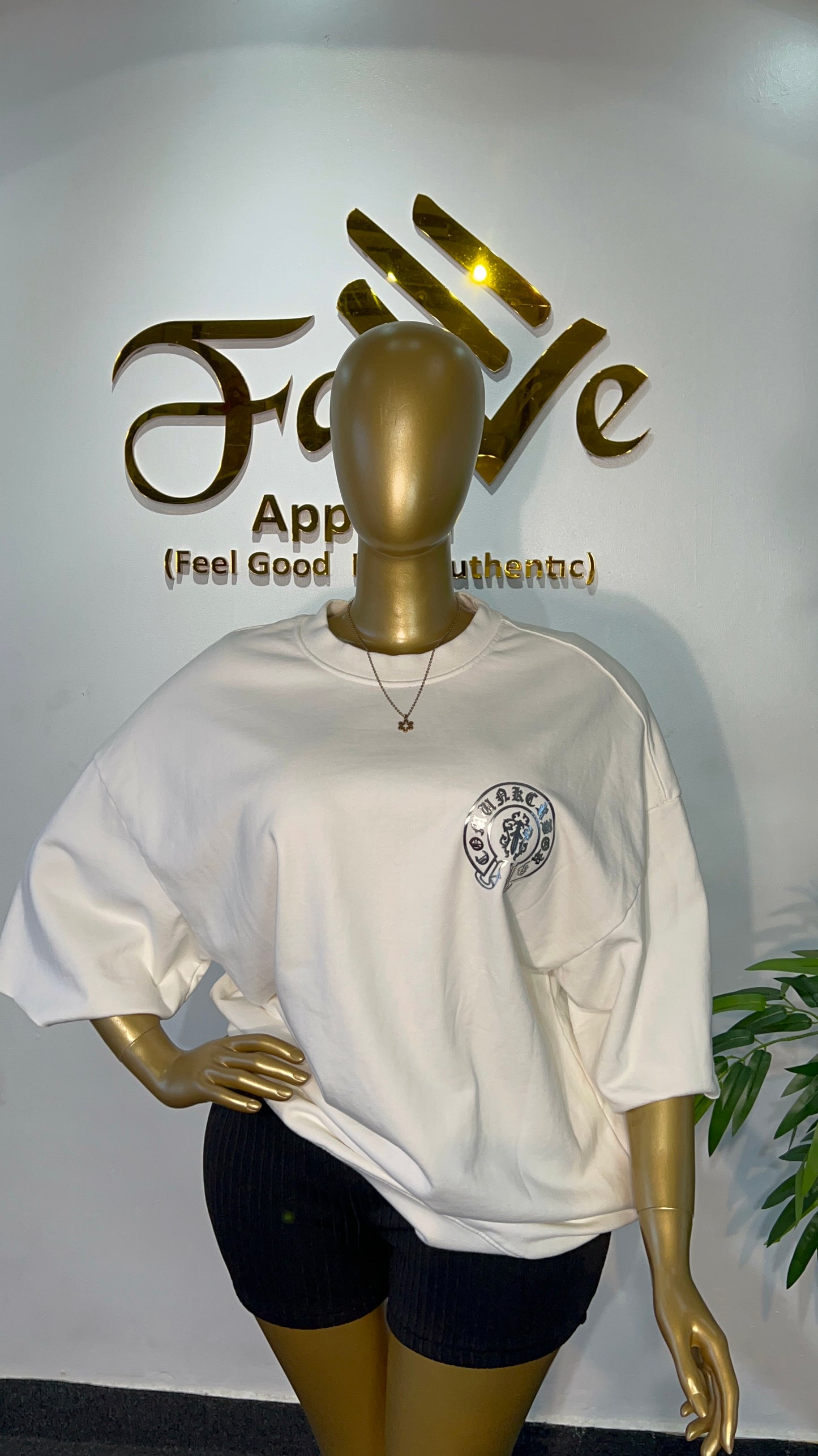 LUXE UNISEX OVERSIZED T-SHIRT