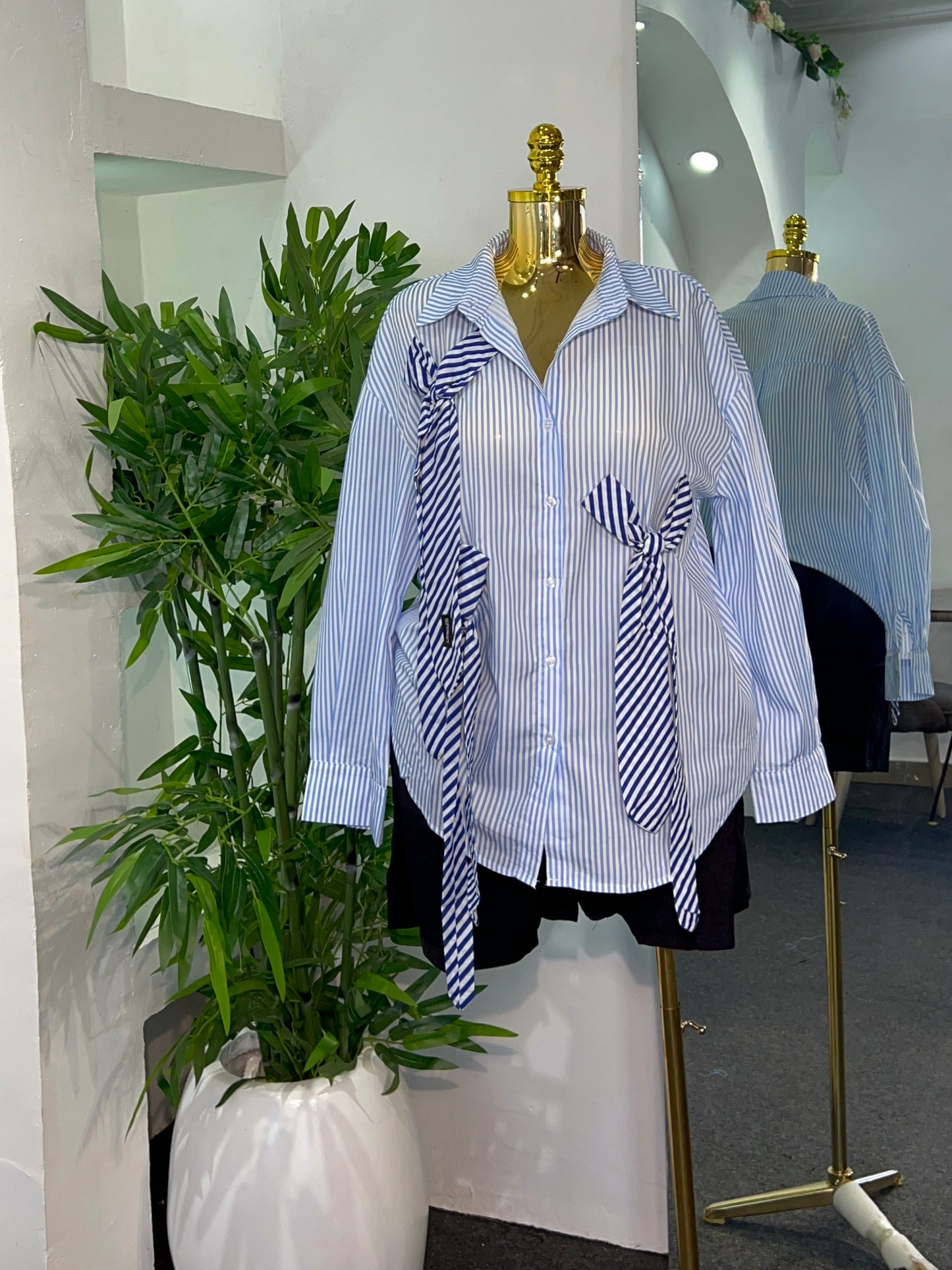 Mio Tie Shirt