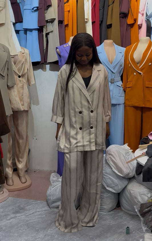 New in 2piece set 1670