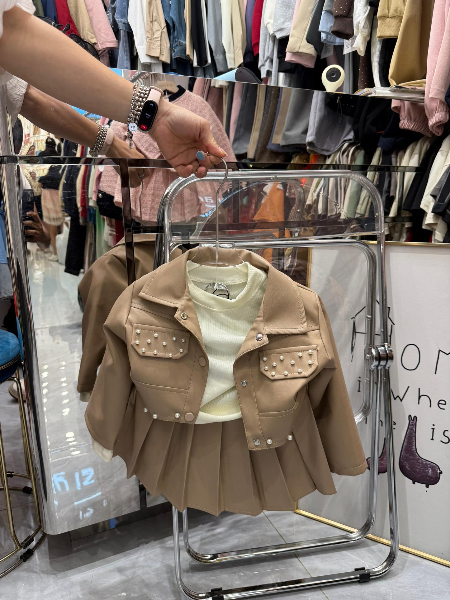 Short pleated skirt 3piece