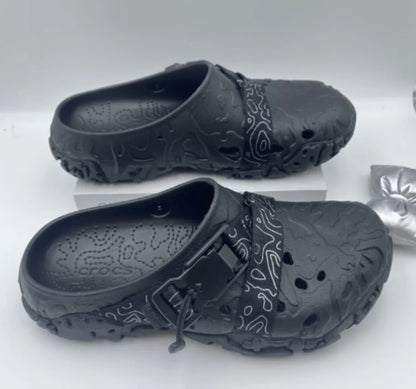 ATLAS CROSS CROCS